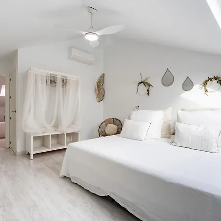 Holiday home Malagasuite Plumaria House Benalmadena